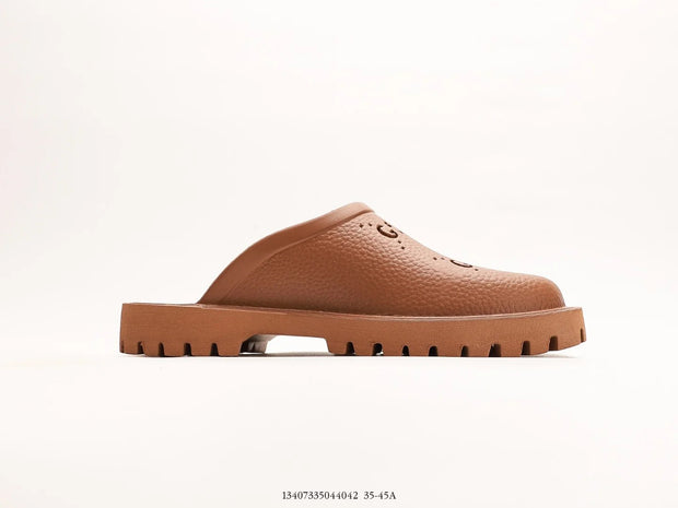 MEN&#8217;S SLIP ON SANDAL BROWN