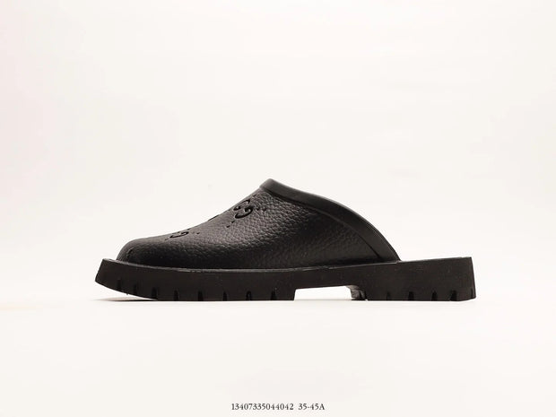 MEN&#8217;S SLIP ON SANDAL BLACK