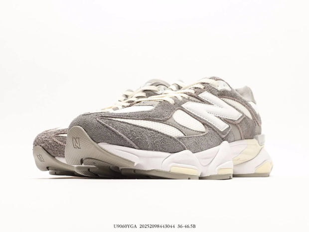 New Balance 990 Beige